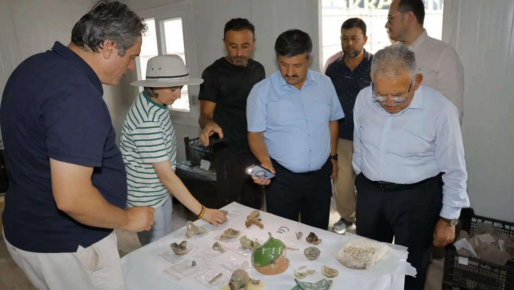 Camikebir'de tarih yeniden gün yüzüne çıkıyor!