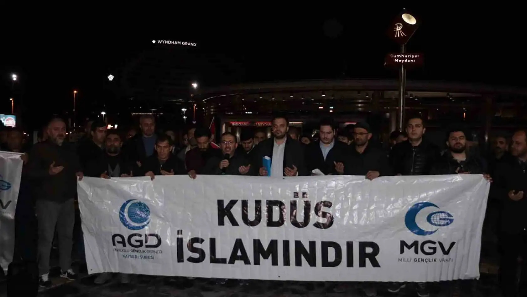 AGD'den İsrail'e Mescid-i Aksa tepkisi