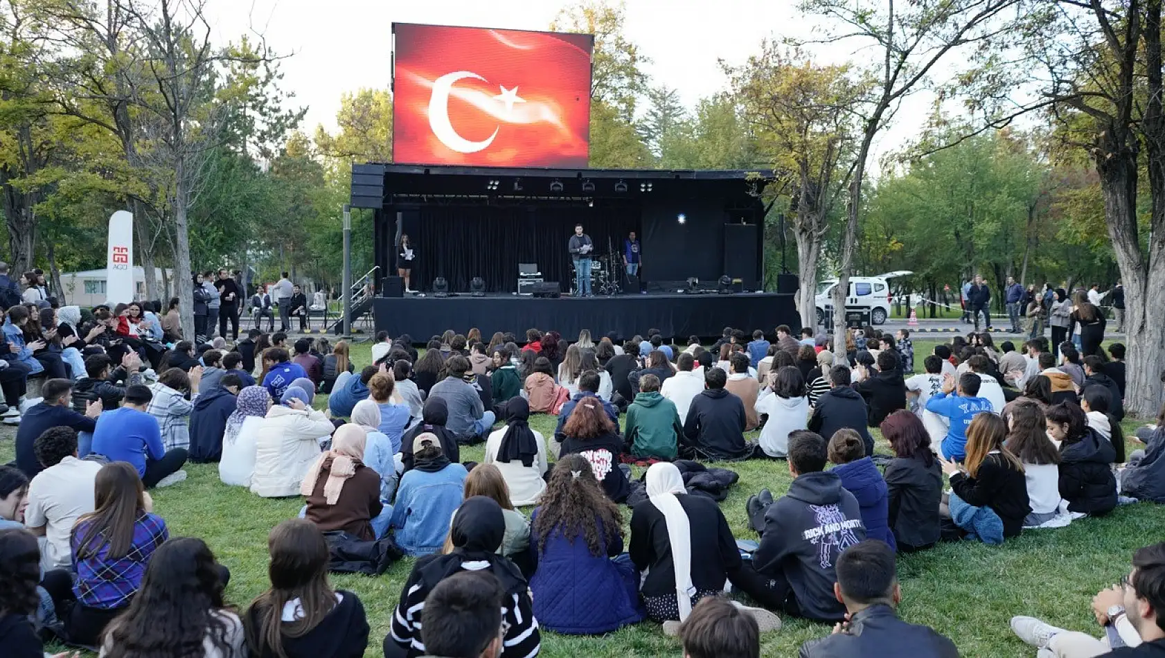 AGÜ'de akademik imkanlar anlatıldı