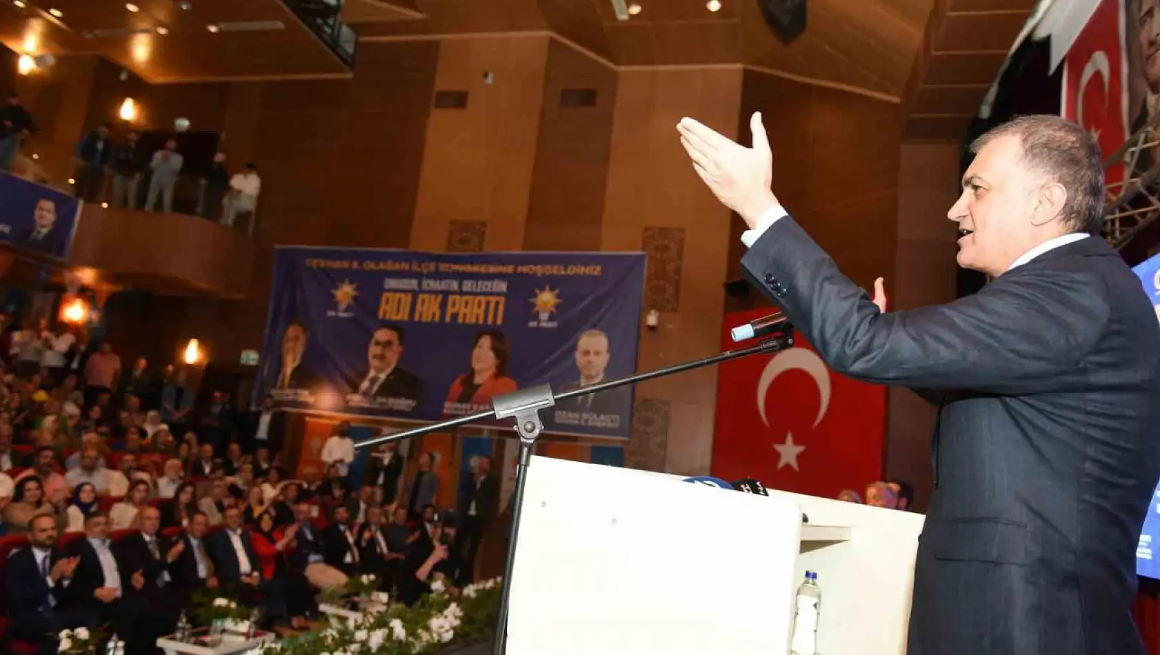 AK Parti Sözcüsü Çelik: 'Devletimizi korumak için güçlü olmamız gerekiyor!'