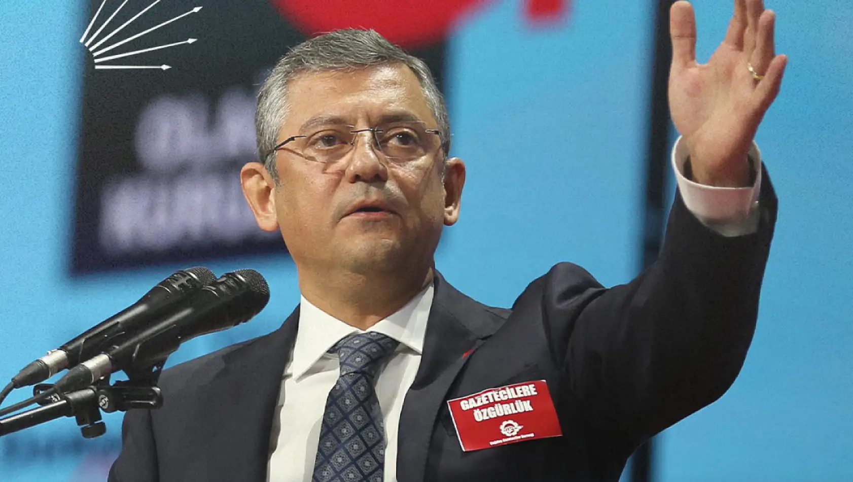 Aşkın Genç, Yeni Genel Başkan'ı Kutladı