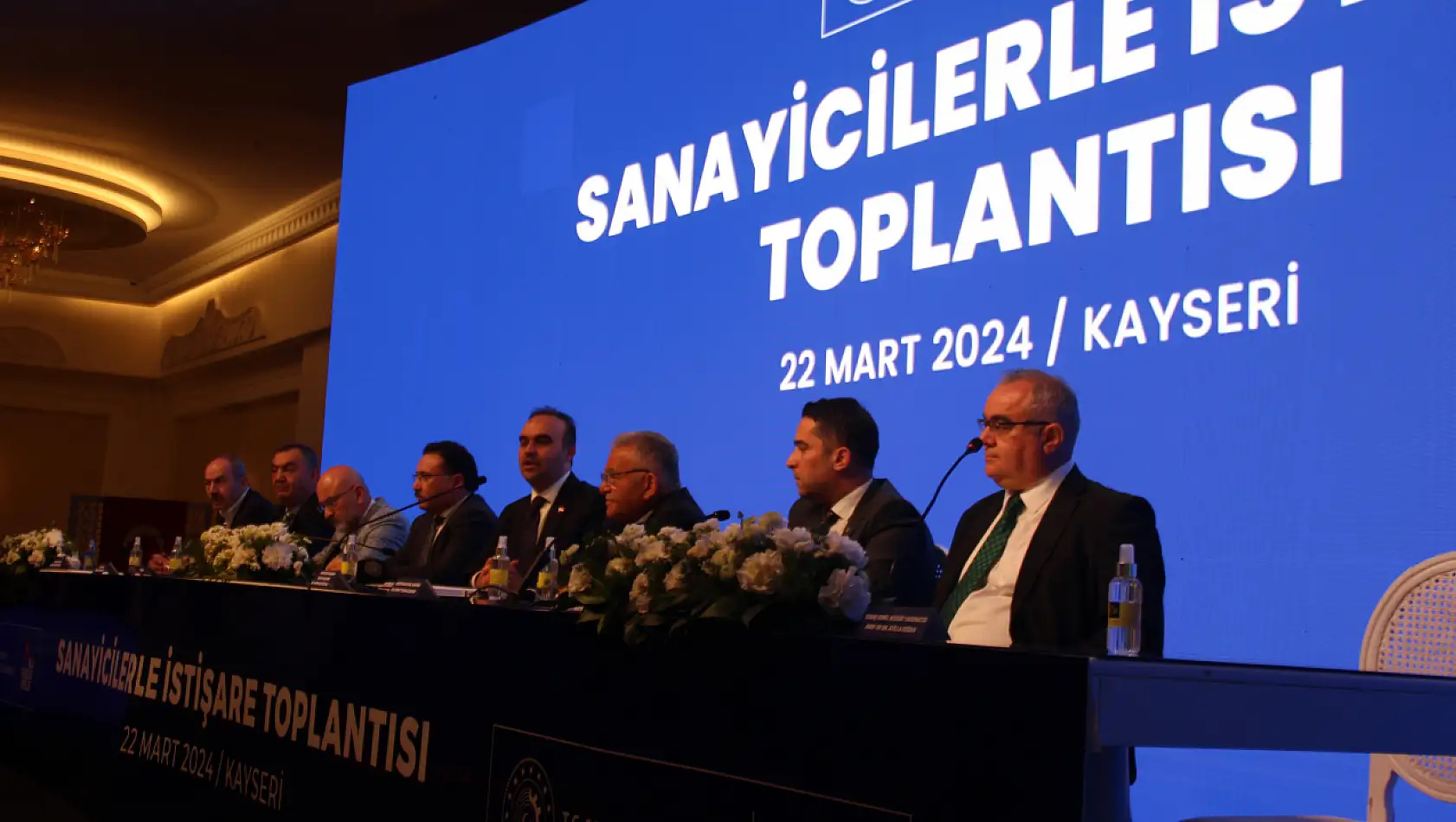 Bakan Kacır: Kayserili sanayicilerimize hizmet sunmanın mutluluğunu yaşıyoruz