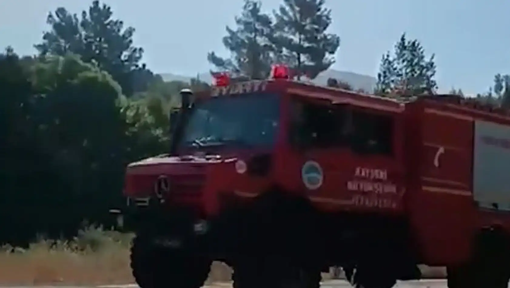 Kayseri İtfaiyesi, Mersin'deki orman yangınlarıyla mücadele etti