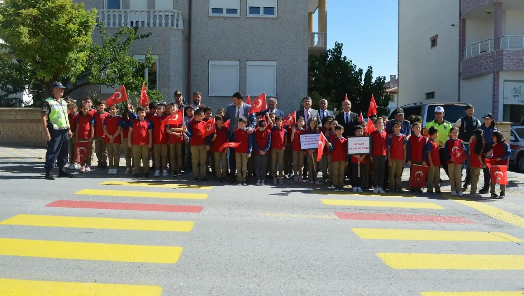 Develi'de'Yayalara Öncelik Duruşu, Hayata Saygı Duruşu' etkinliği