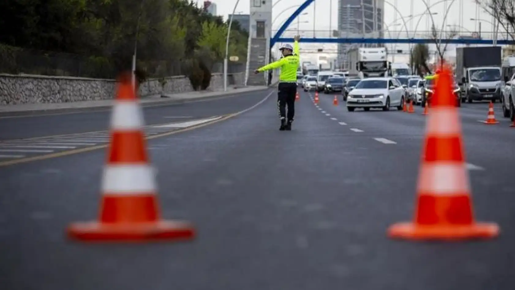 Dikkat! O Yol Kapanıyor