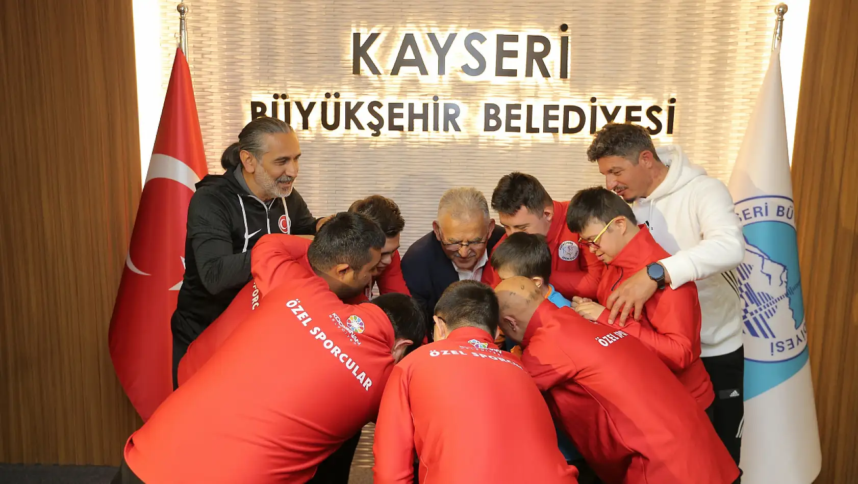 Dünya Şampiyonası Kupası'nı 2026'da alıp, geleceğiz!