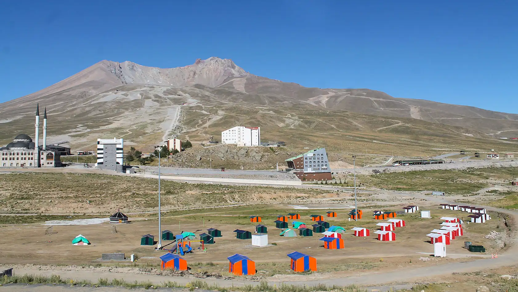 Erciyes'te kamp yapmak ne kadar? İşte çadır kiralama fiyatları...