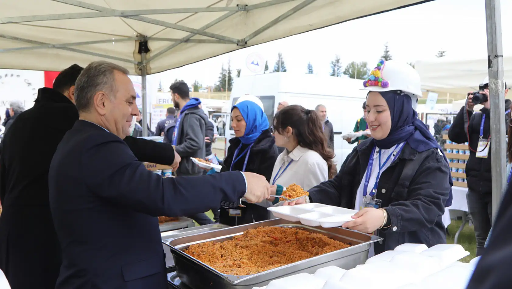 ERÜ'de Evim Kampüs Festivali coşkuyla gerçekleşti!