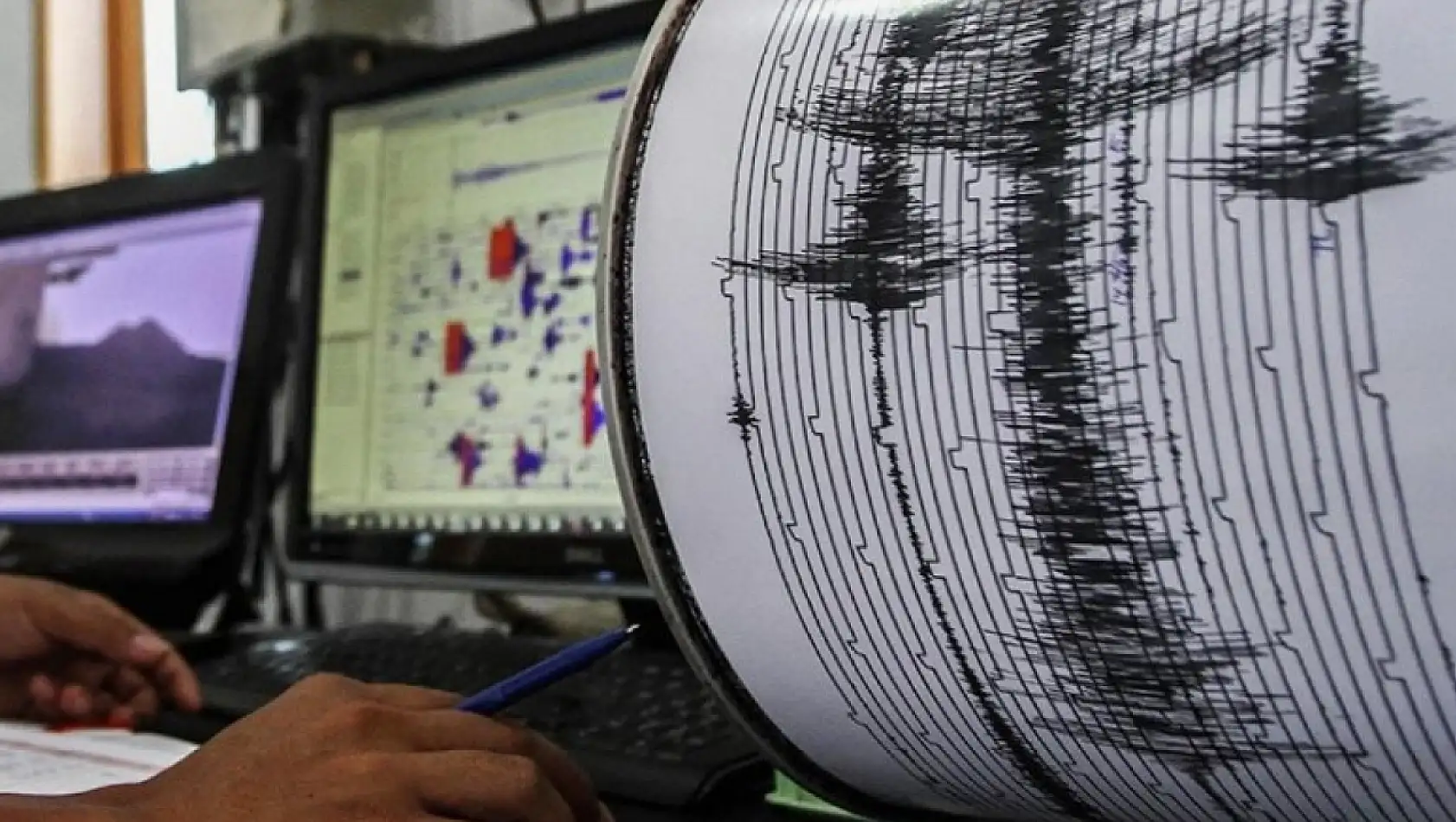 Fay hattı kırıldı! 3 bölgeye deprem uyarısı yapıldı