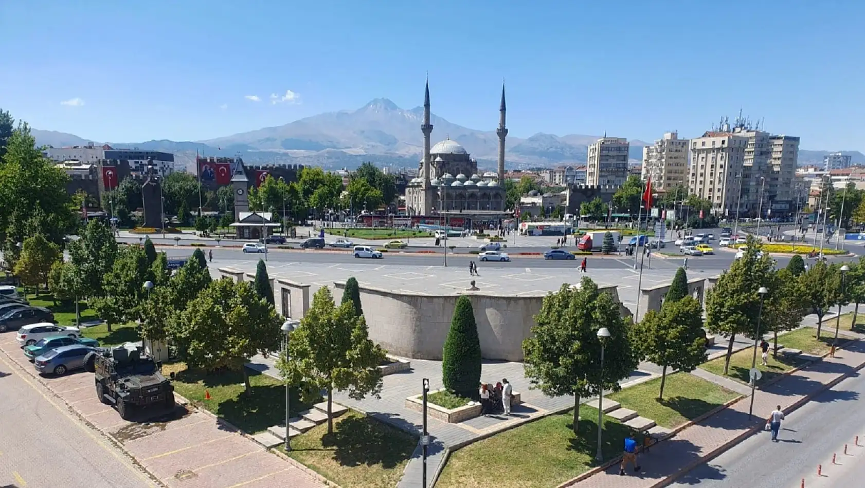 Kayseri Gazetelerinde 26 Eylül Cuma günü manşet tek: Kentsel Dönüşüm!