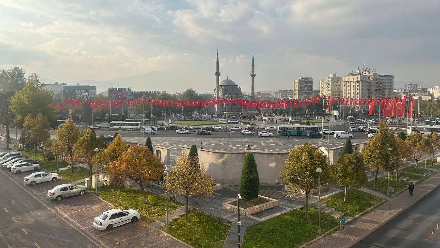 Kayseri gazetelerinde 12 Kasım'da hangi başlıklar gündem oldu?