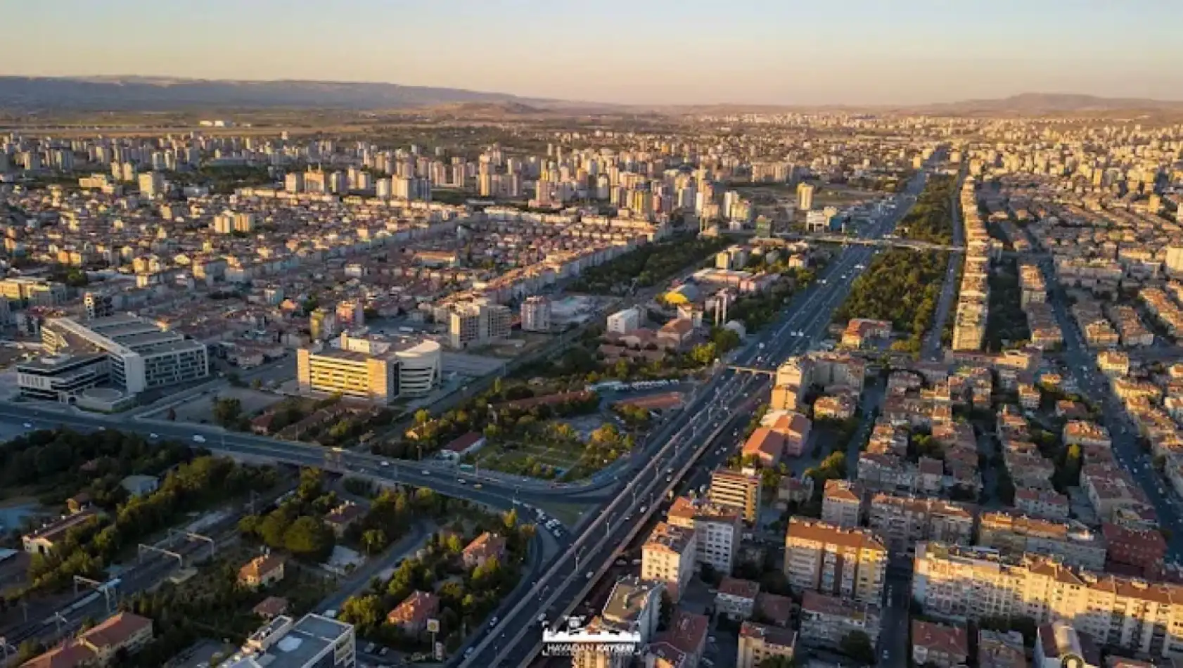 Kayseri Gazetelerinde 21 Ağustos Perşembe gündemi – Başkan Büyükkılıç, Mustafa Elitaş ve Soğanlı Festivali...