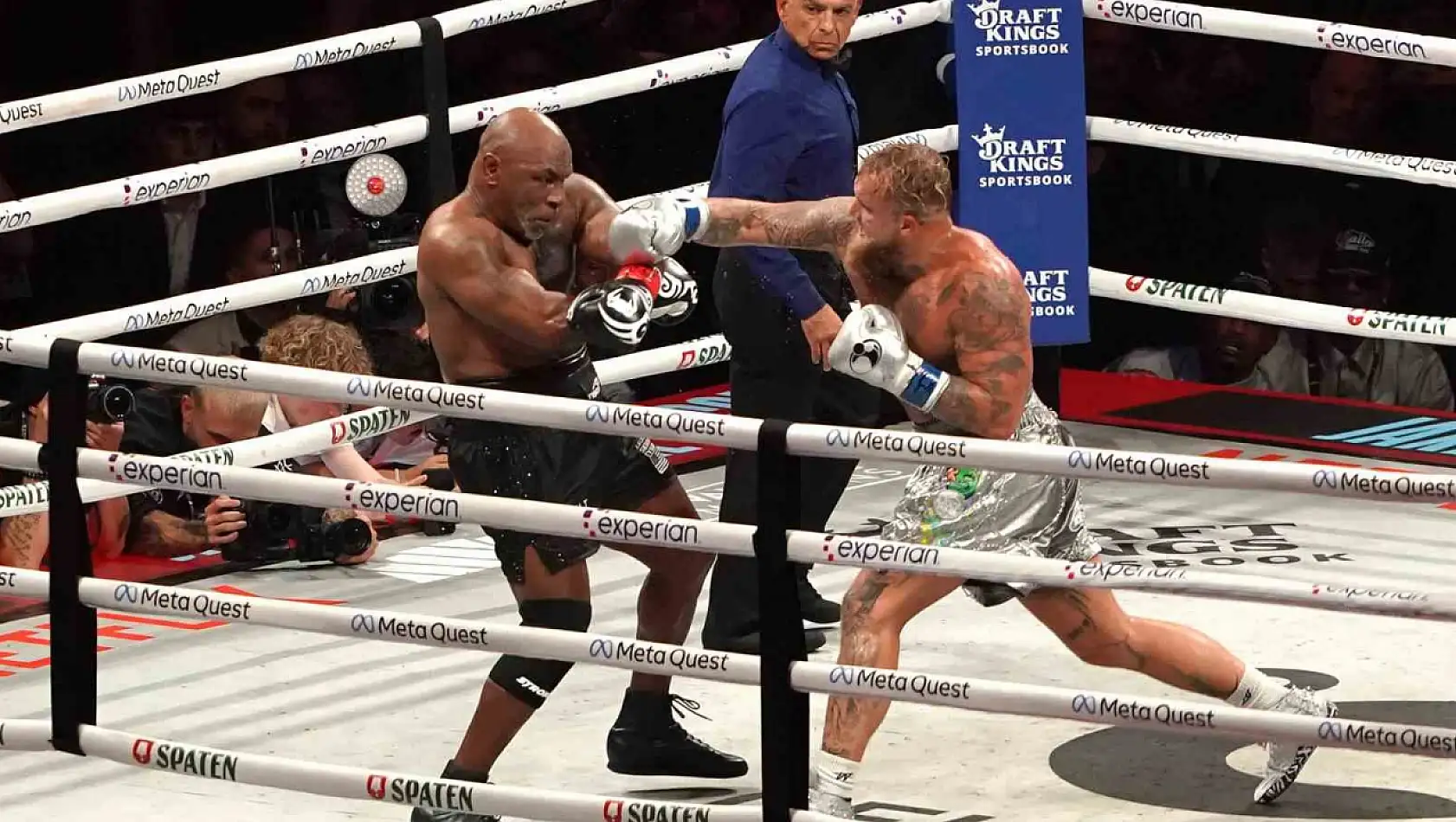 Jake Paul-Mike Tyson maçında işte kazanan...