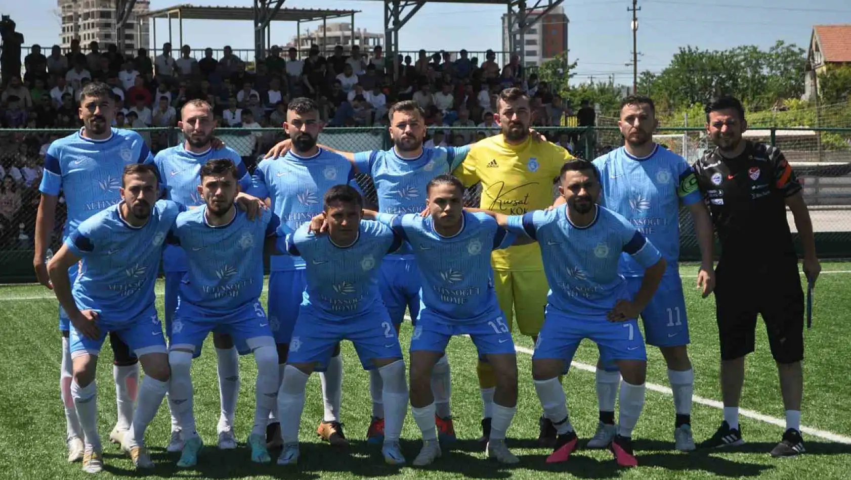 Sarız Anadoluspor ve Yeni Döğerspor Şampiyon oldu