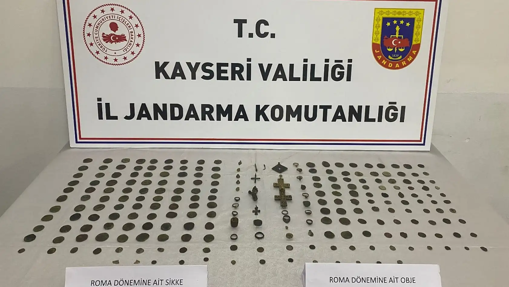 Kayseri'de 240 adet tarihi eser ele geçirildi!