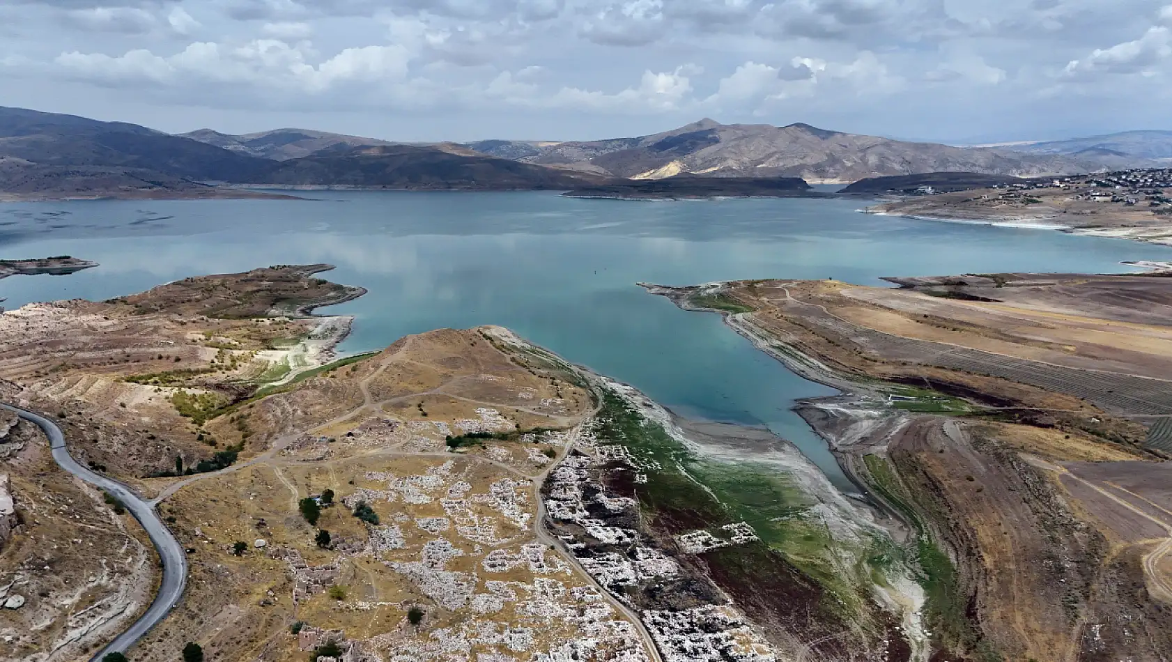 Kayseri'de bir mahalle ortaya çıktı!