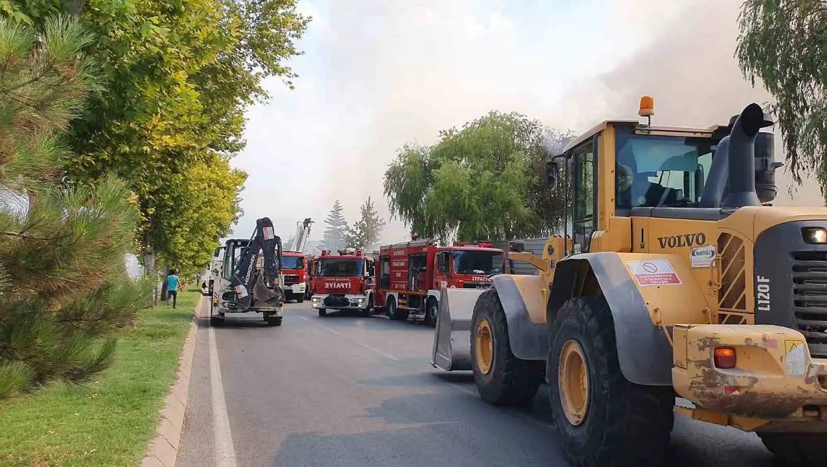 Kayseri'de Korku Dakikalar! OSB Alevlere Teslim Oldu