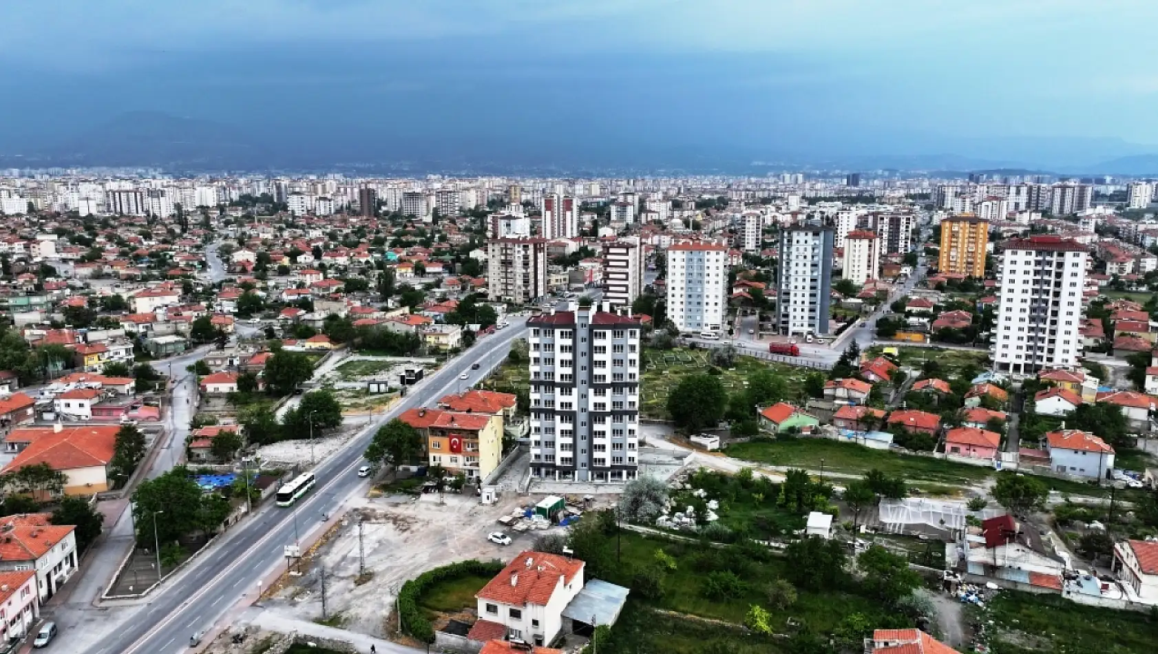 Kayseri'de kentsel dönüşüm bölgesinde satılık daire ve dükkan ihalesi!