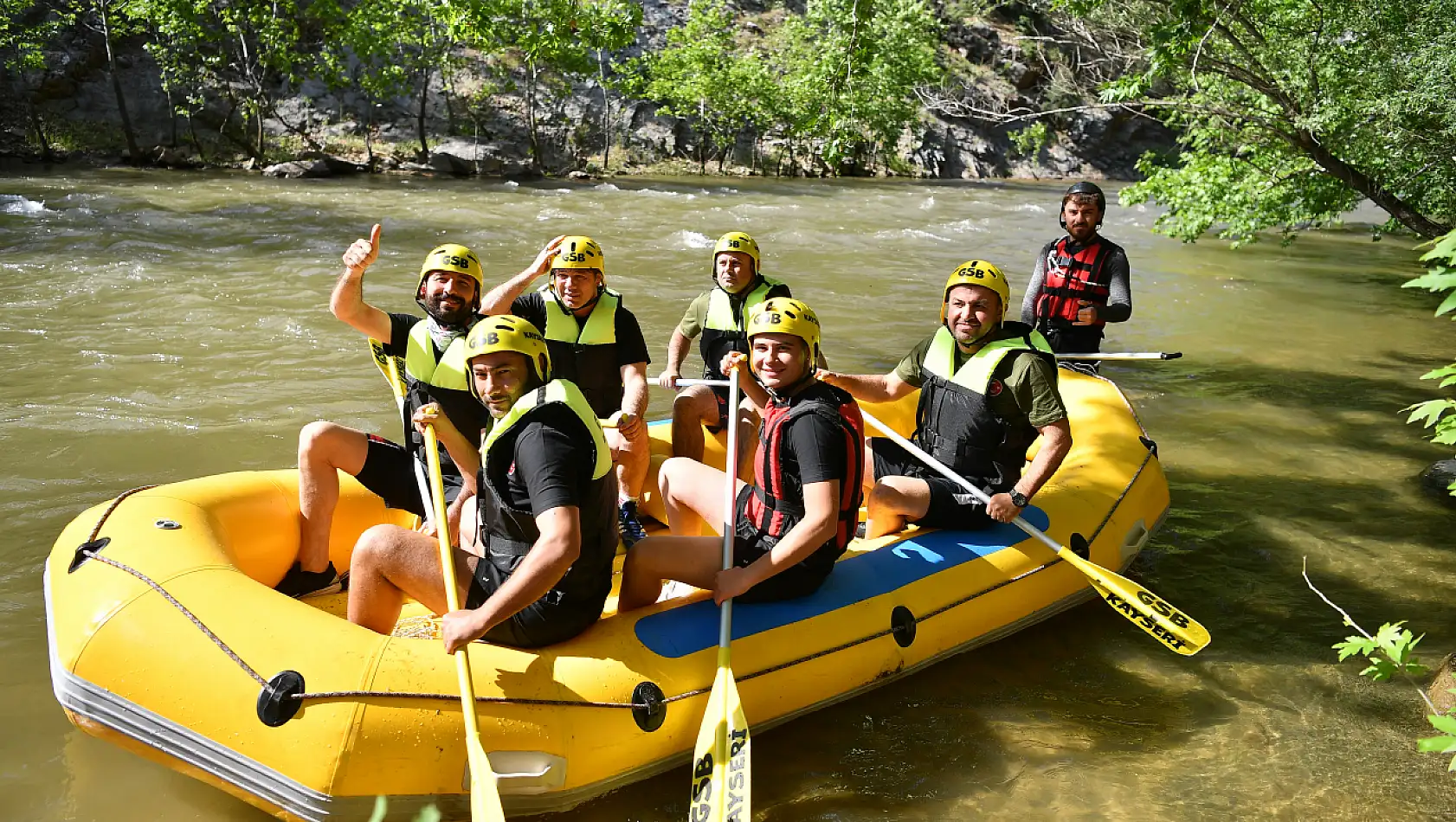 Kayseri'de 'rafting' yarışının startı verildi!