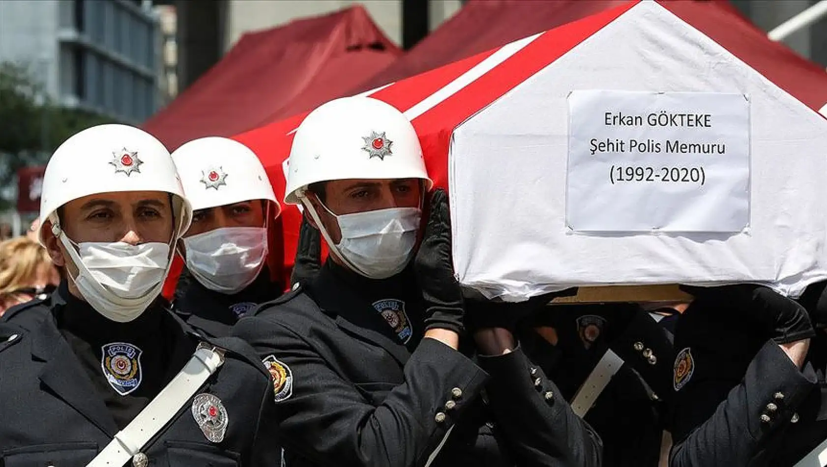 Şehit polis memuru Gökteke son yolculuğuna uğurlandı