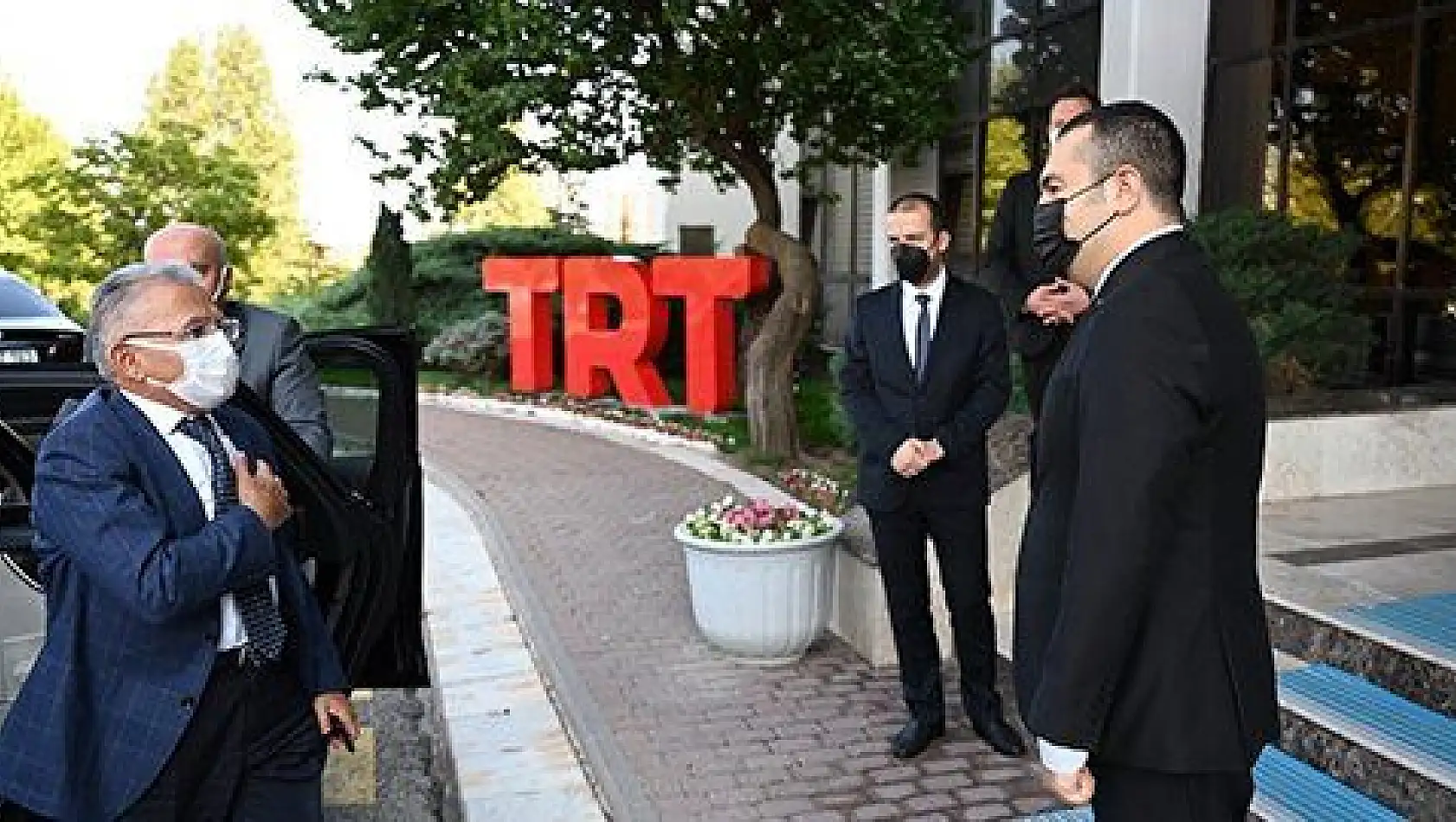 Büyükkılıç'tan TRT'ye hayırlı olsun ziyareti