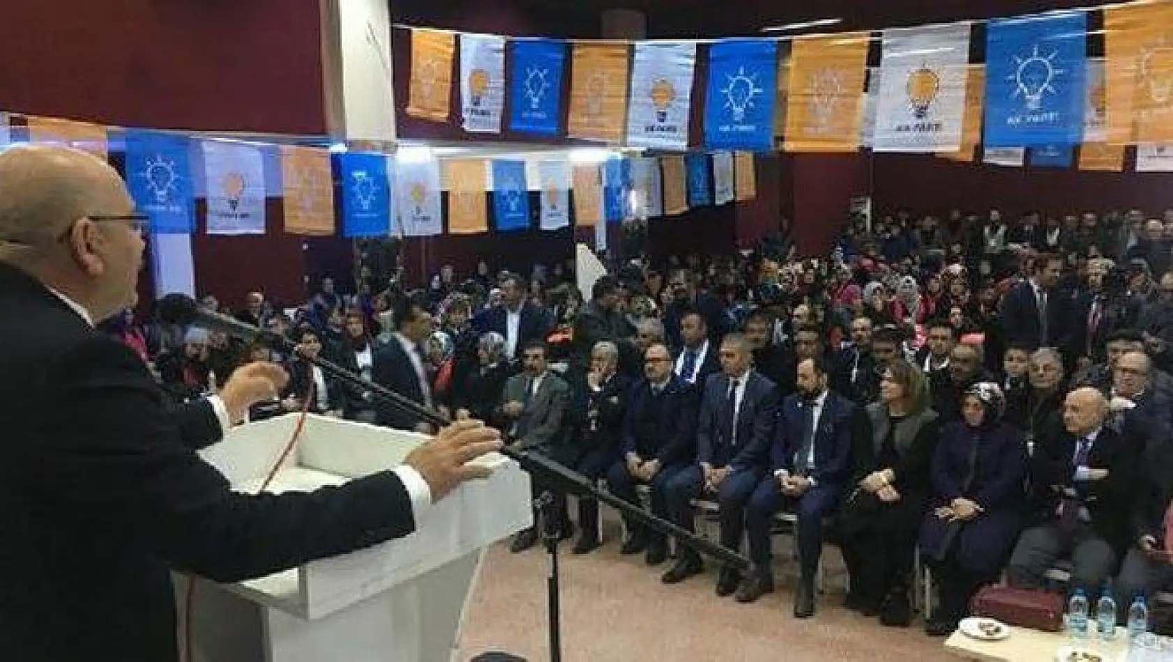 AK Parti Sarız ve Pınarbaşı ilçelerinde olağan genel kurullarını yaptı