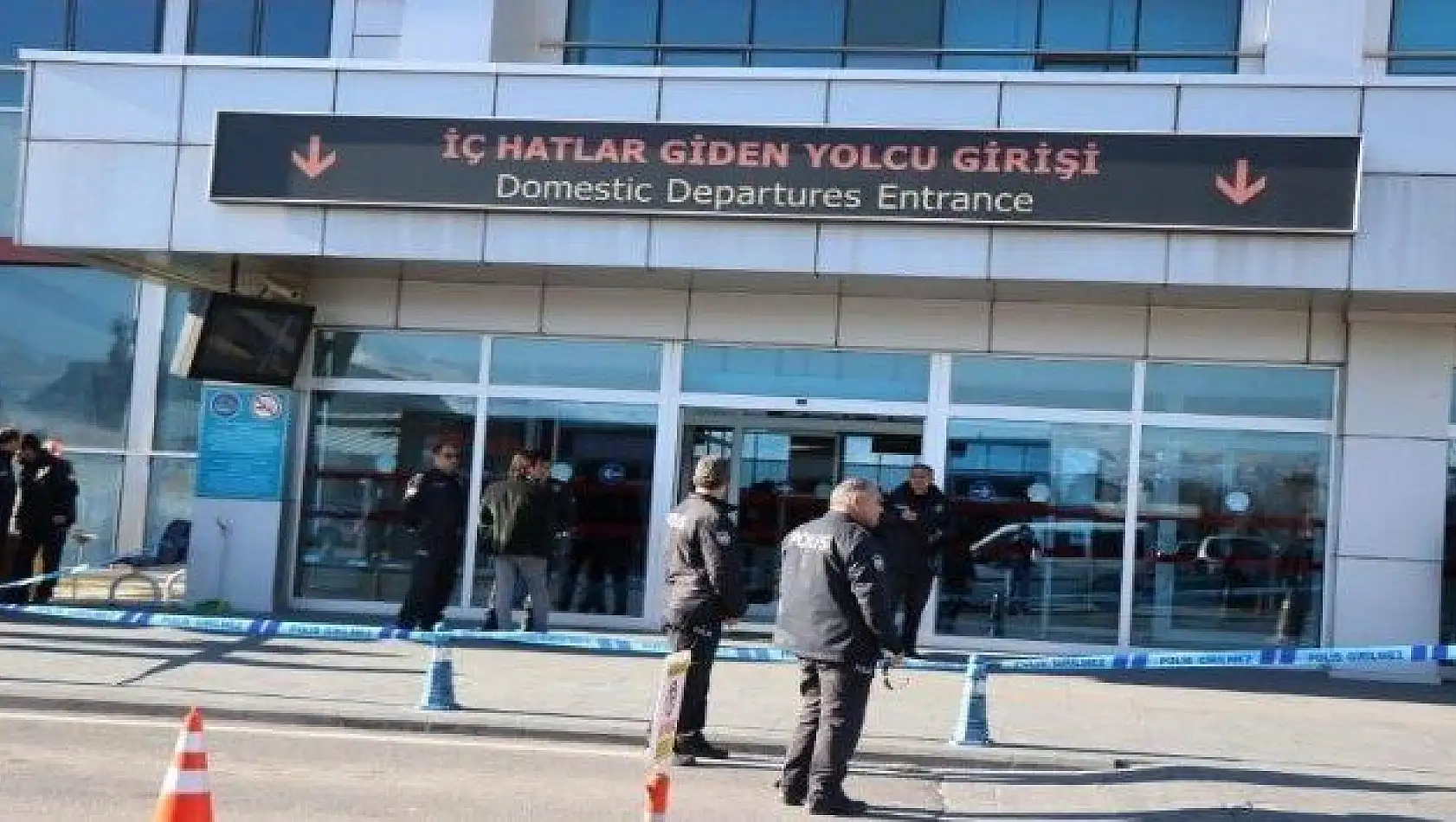 Meslektaşının vurduğu polis memuru hayatını kaybetti