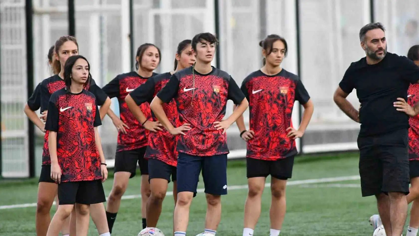 TFF Kadınlar 1. Ligi'nde Kayseri'nin tek temsilcisi sahaya iniyor!