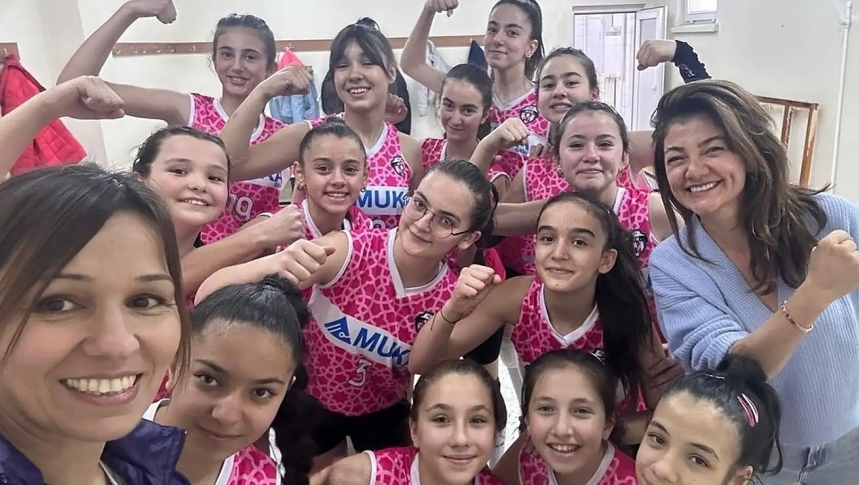 Kayseri Voleybol Kulübü adını Türkiye finallerine yazdırdı