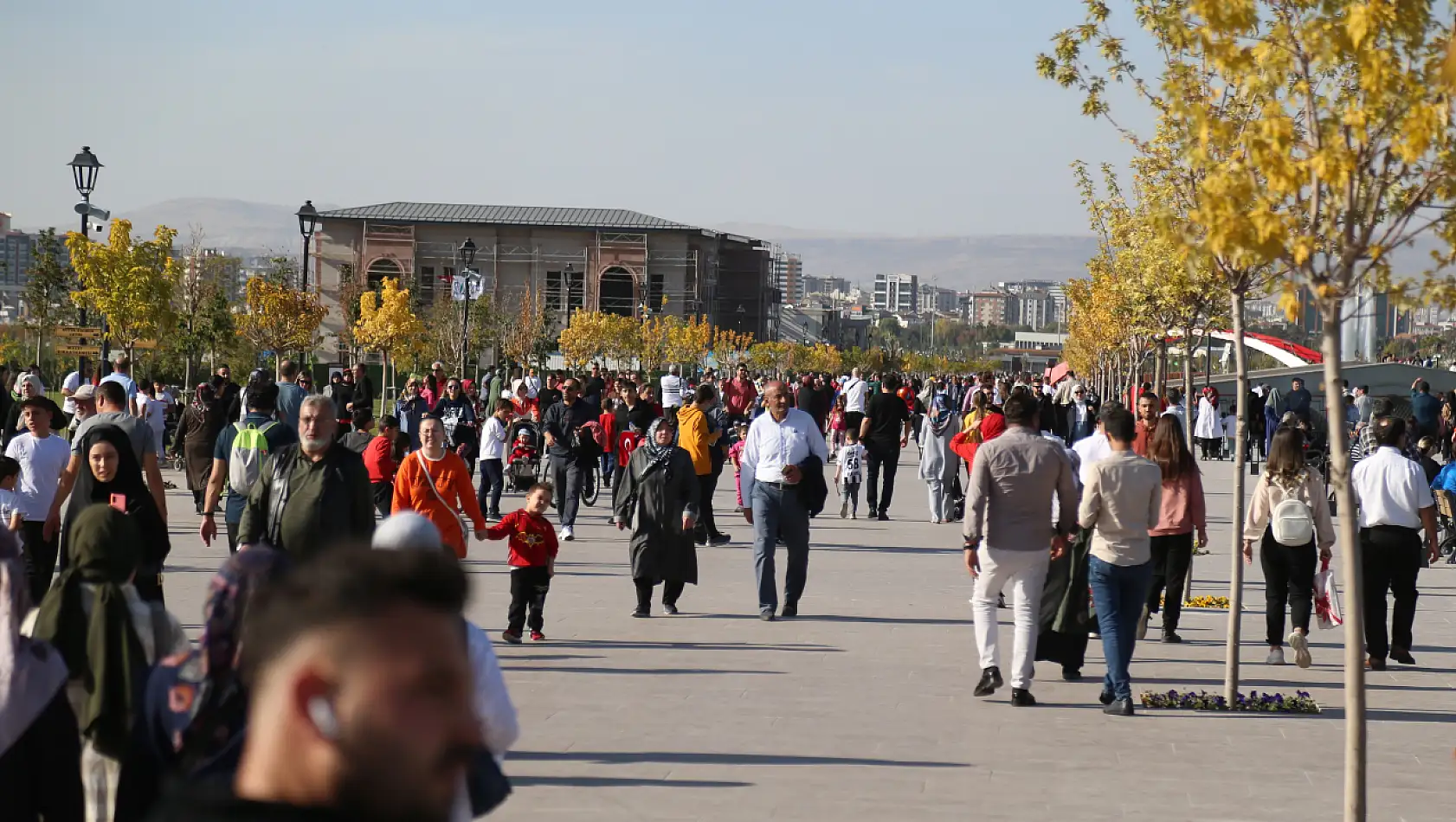 Kayseri'ye Cumhuriyet'in 100. yılına yakışır hizmetler!