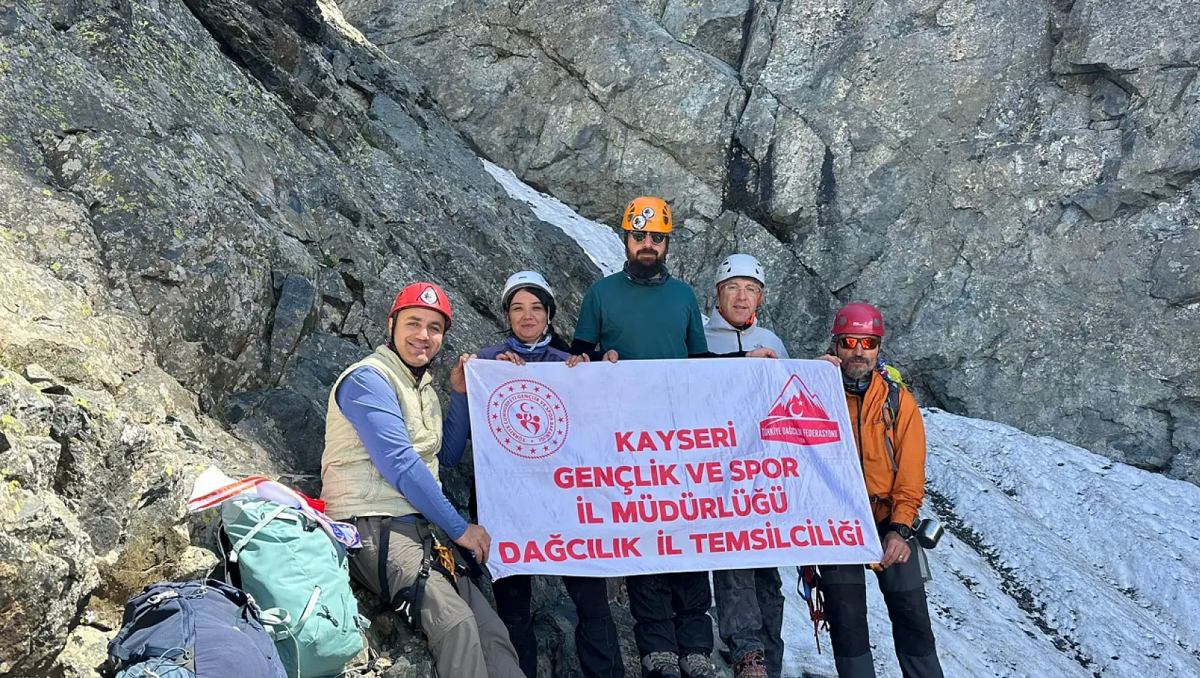 Kayserili dağcılar, Kaçkar'da zirvede!