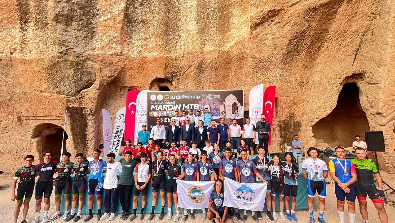 Kayserili sporcular Mardin'den 6 madalya ile döndü!