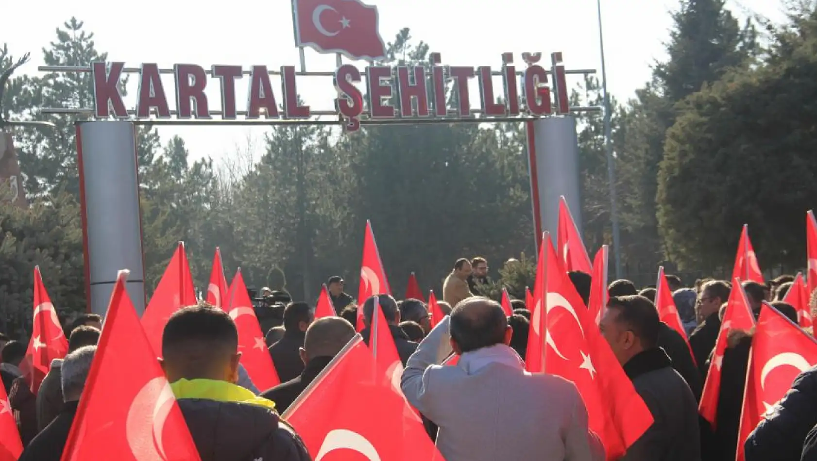 Kayserililer Şehitler İçin Yürüyüş Düzenledi