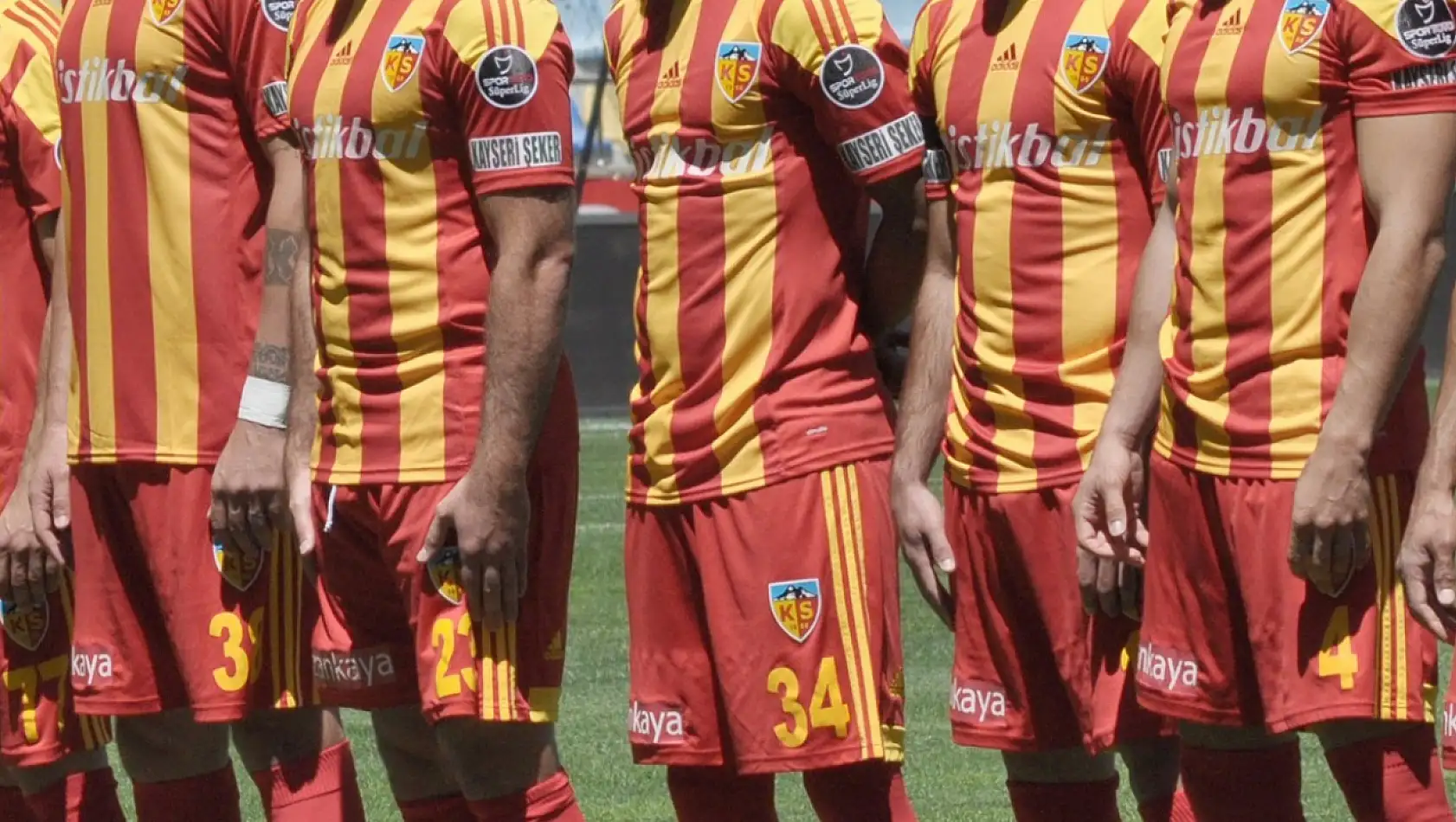 Kayserispor'da fırtına gibiydi - İki takımın hedefinde...