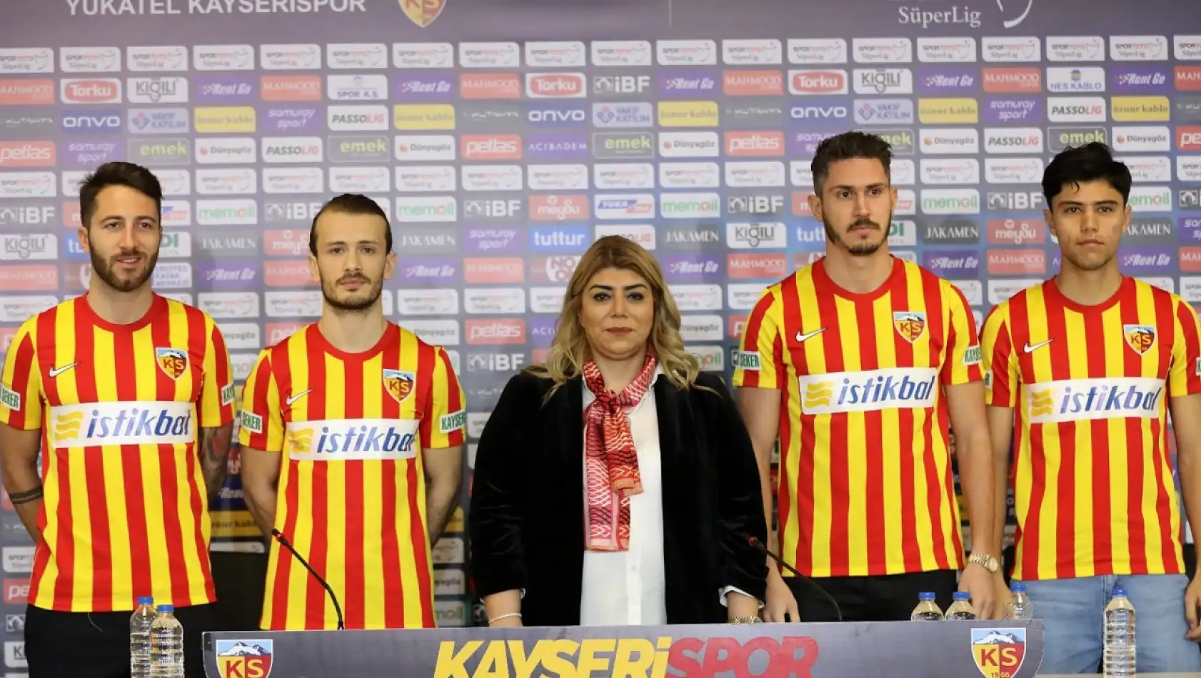 Kayserispor kaç gündür transfer yapamıyor? Başkan Berna Gözbaşı neler söylemişti?