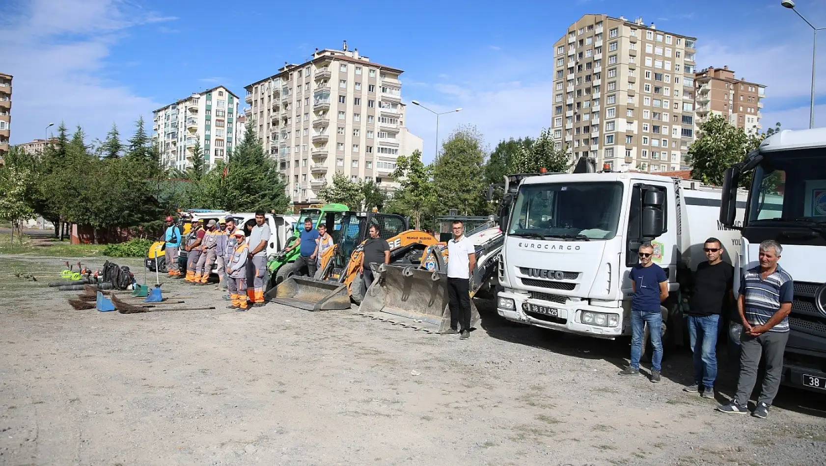 Melikgazi'de tüm mahalleler dezenfekte ediliyor