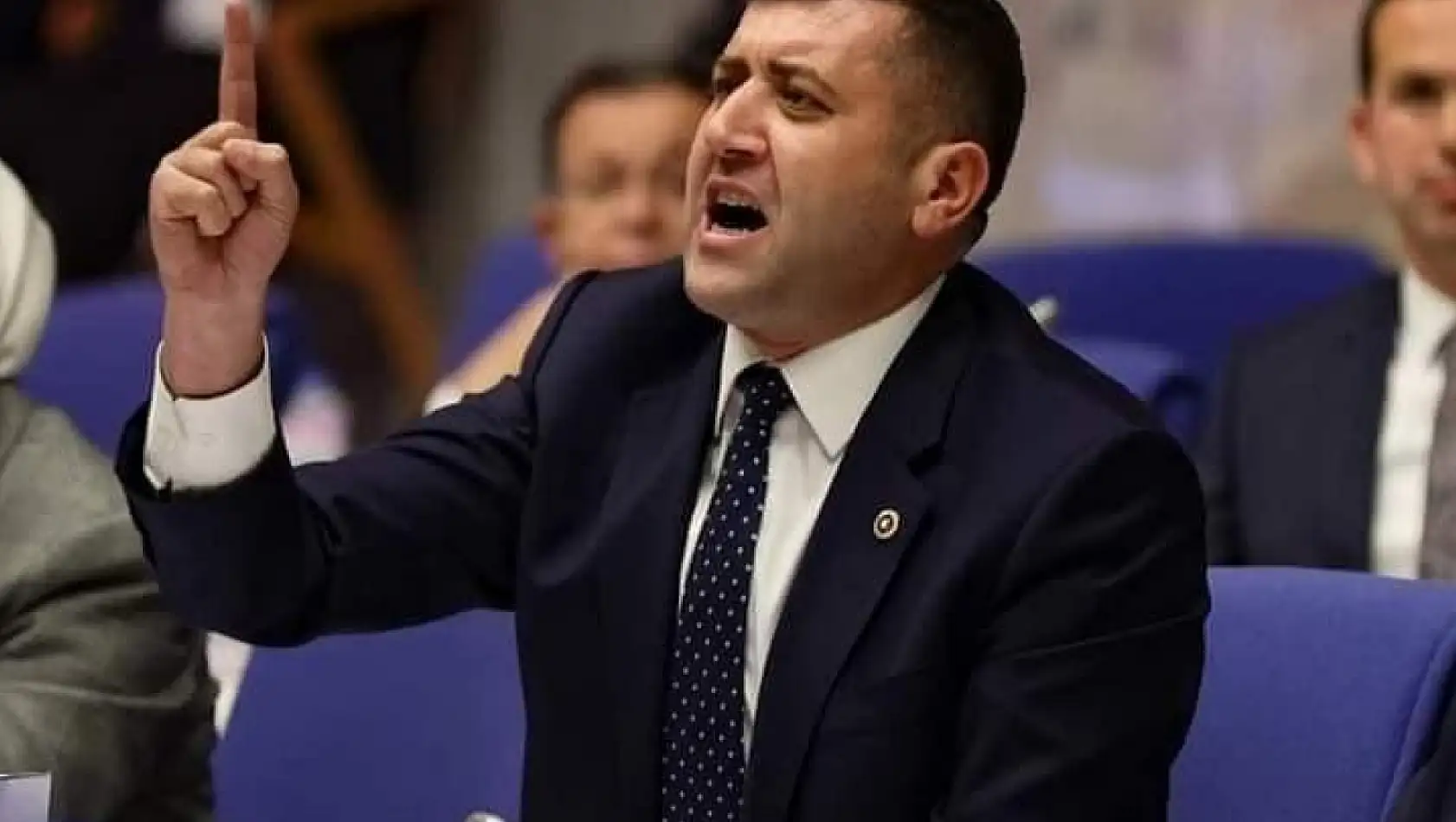 MHP'li Ersoy'dan HDP'li Bektaş'a tepki: 'Sizin siciliniz belli, siz bebek katilisiniz'