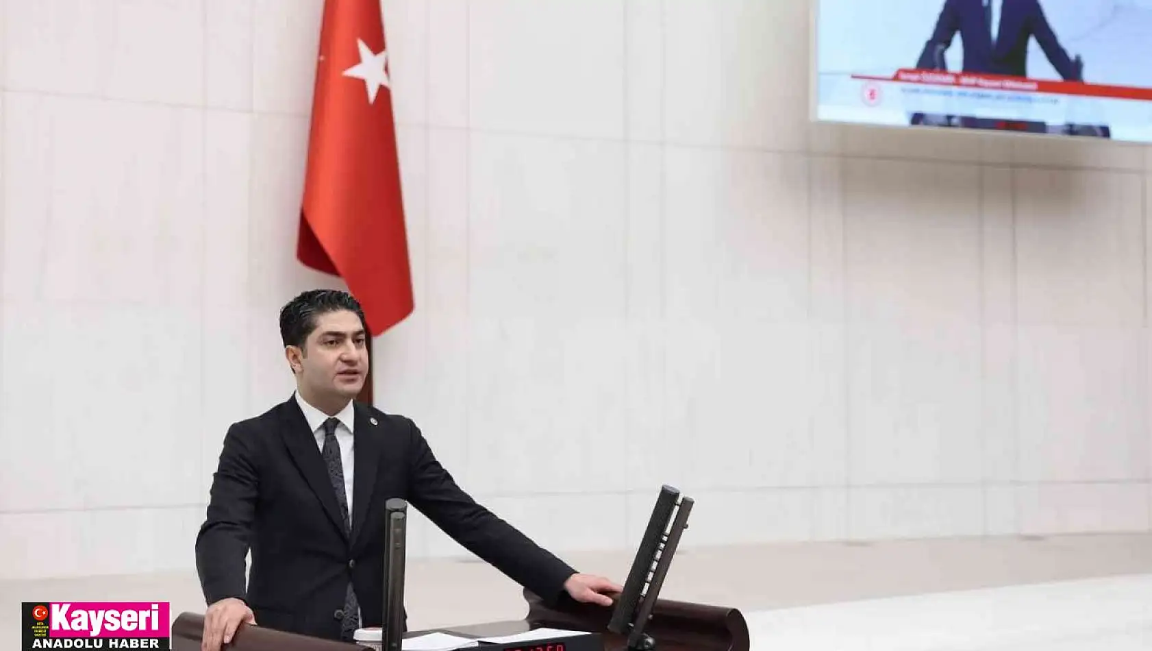 MHP'li Özdemir: 'Suriye'nin geleceğine okyanus ötesinden gelenler değil, bölgenin sahipleri karar verir'