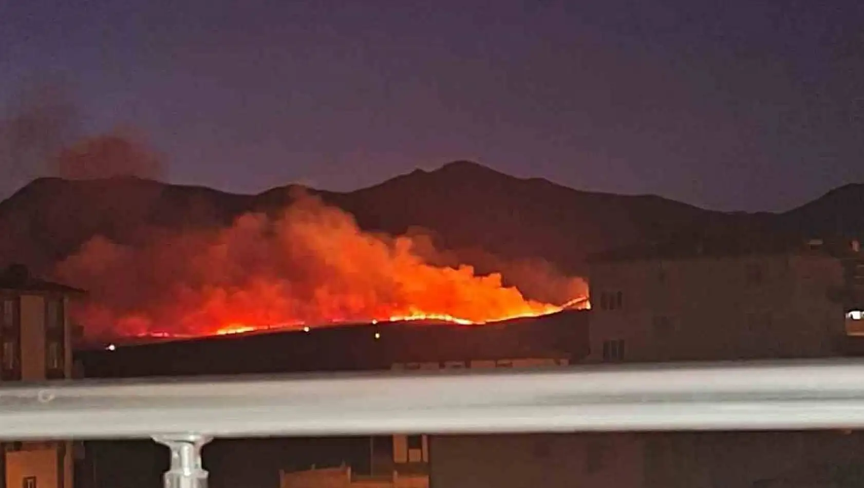 Niğde'de çıkan yangında 500 hektar mera alanı zarar gördü