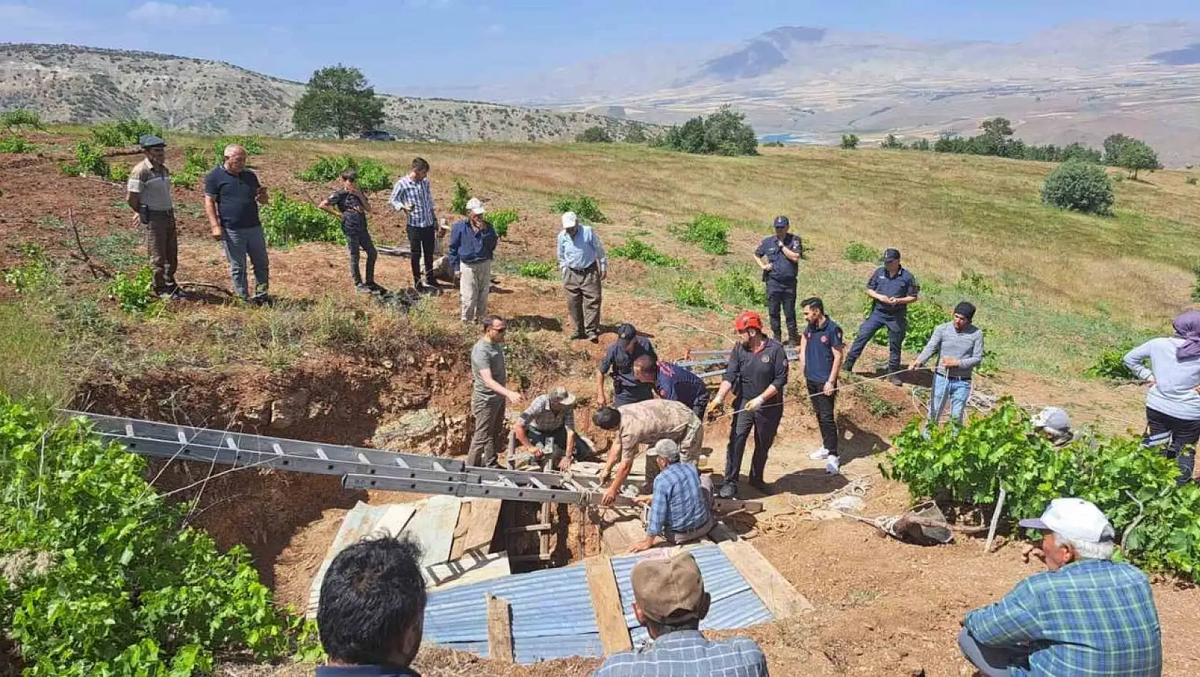 Kahramanmaraş'ta Su Kuyusuna Düştü!