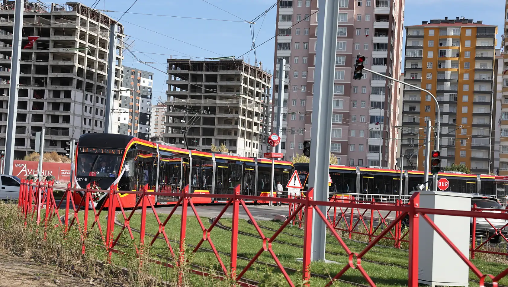 Talas Mevlana-Cumhuriyet Meydanı tramvay hattı hizmete başladı!