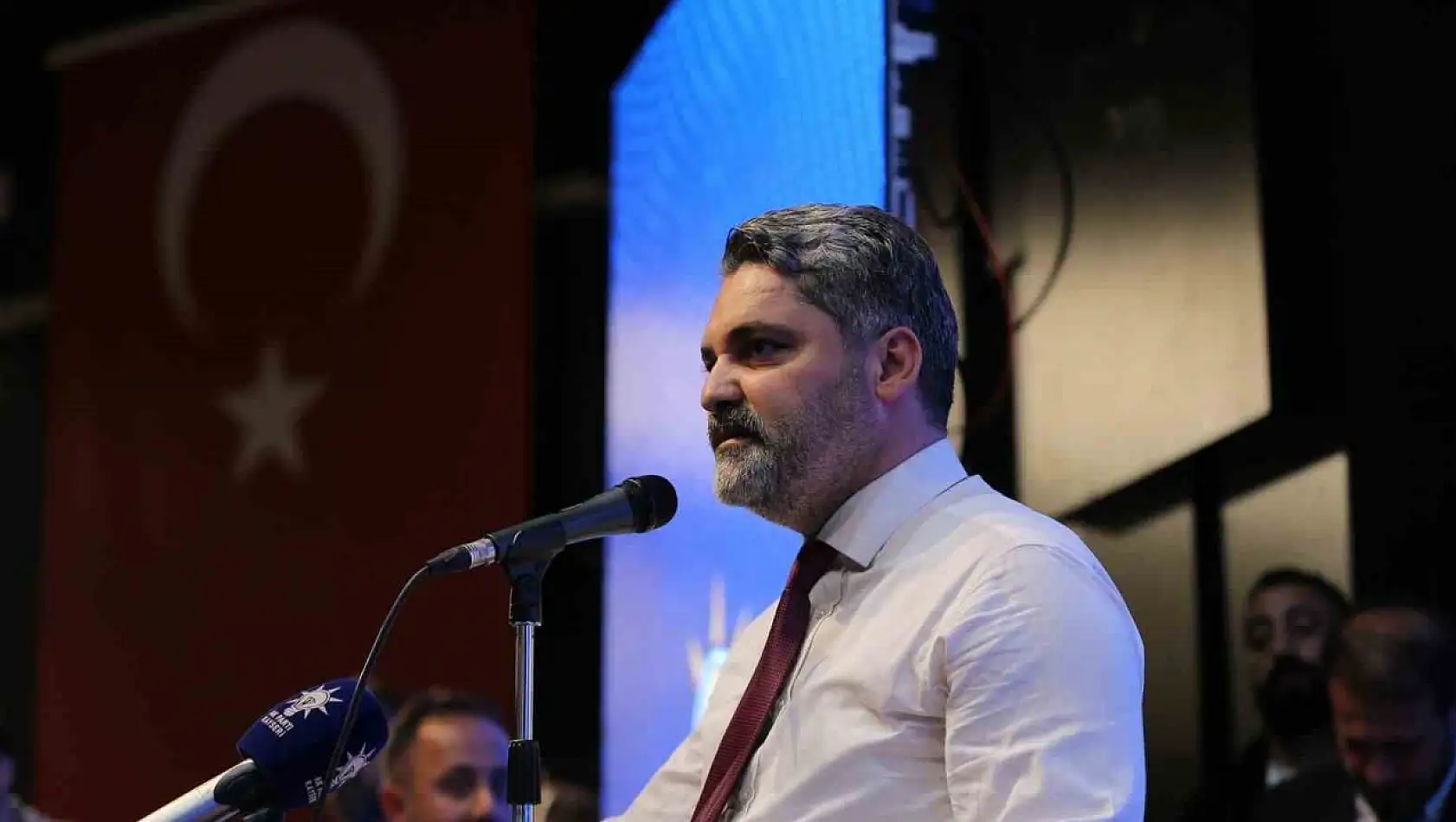 Fatih Üzüm'den Mevlid Kandili mesajı!