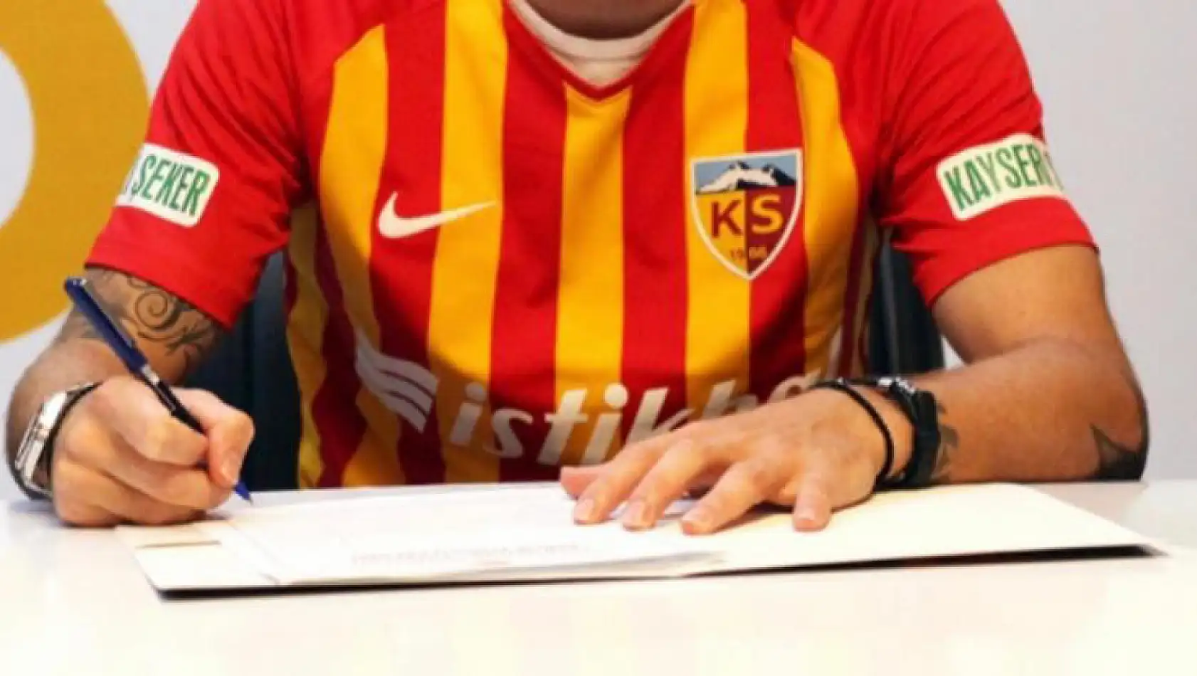 Yılın transfer bombası patlıyor - Kayserispor taraftarını heyecan bastı