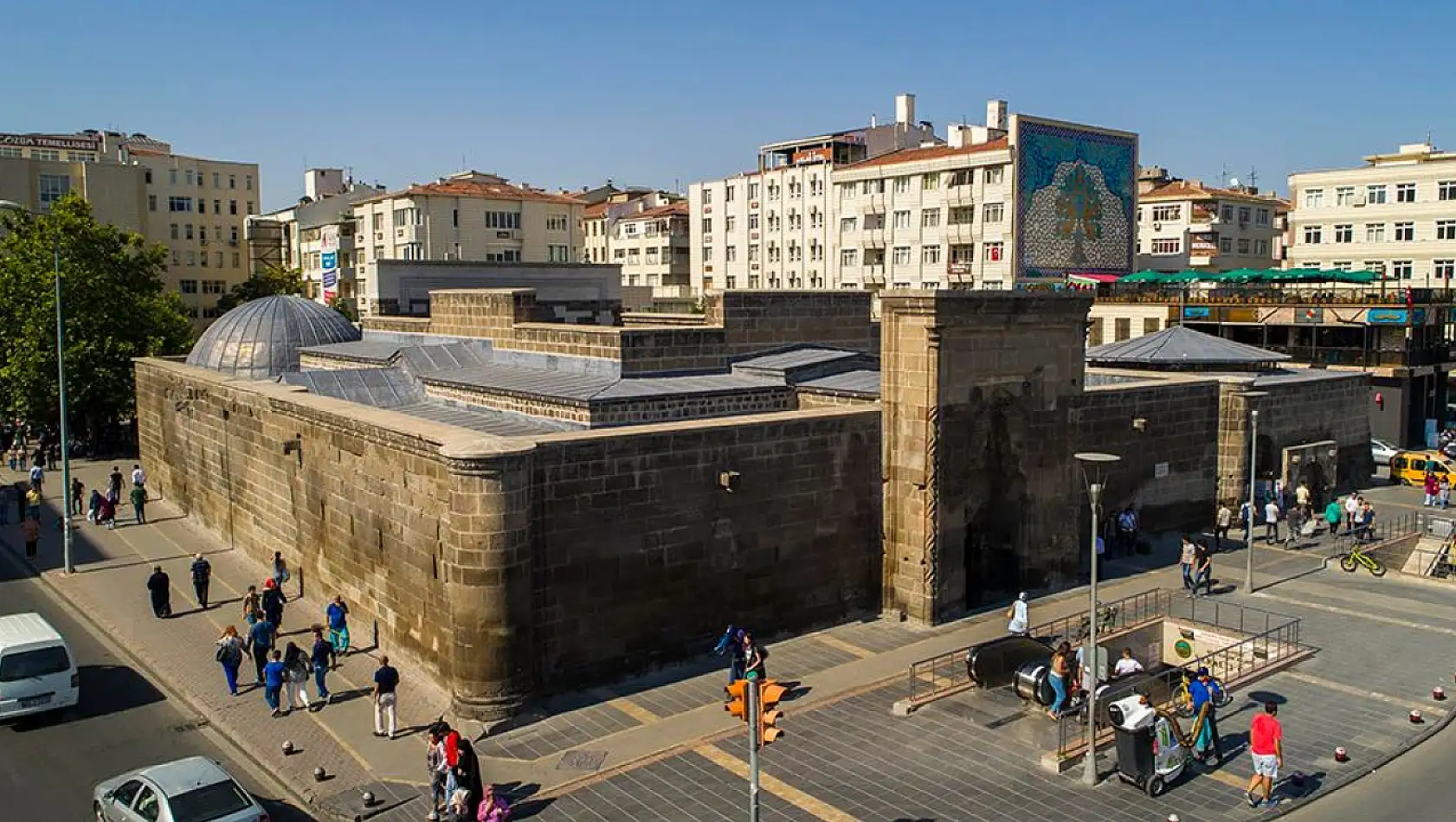 Yurt Dışı ve Çevre İllerden Bu Hizmet İçin Kayseri'ye Akın Ediyorlar!