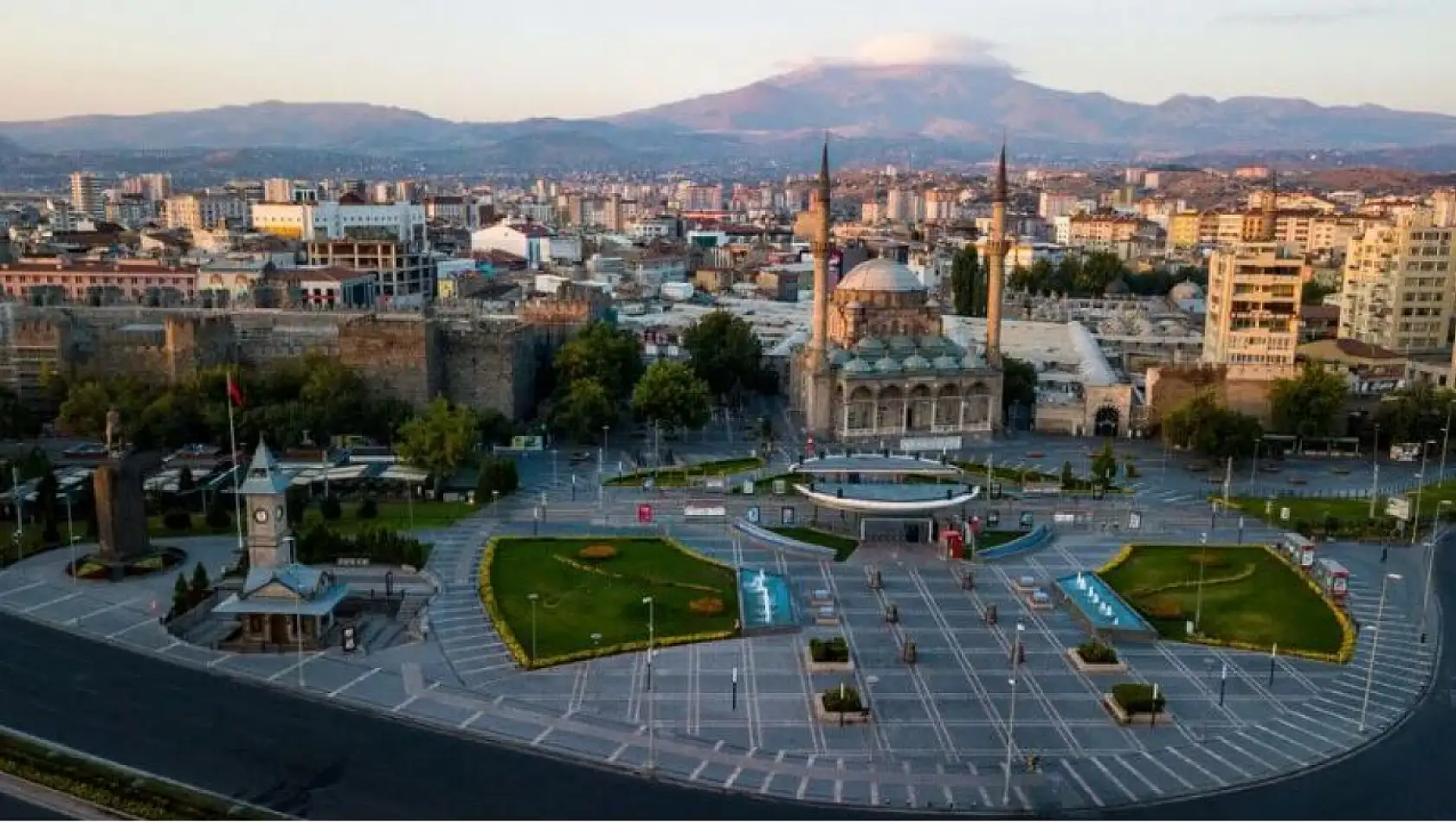 Zengin Olan Ailelerin Hepsi Kayseri'yi Terk Etti! Peki neden?