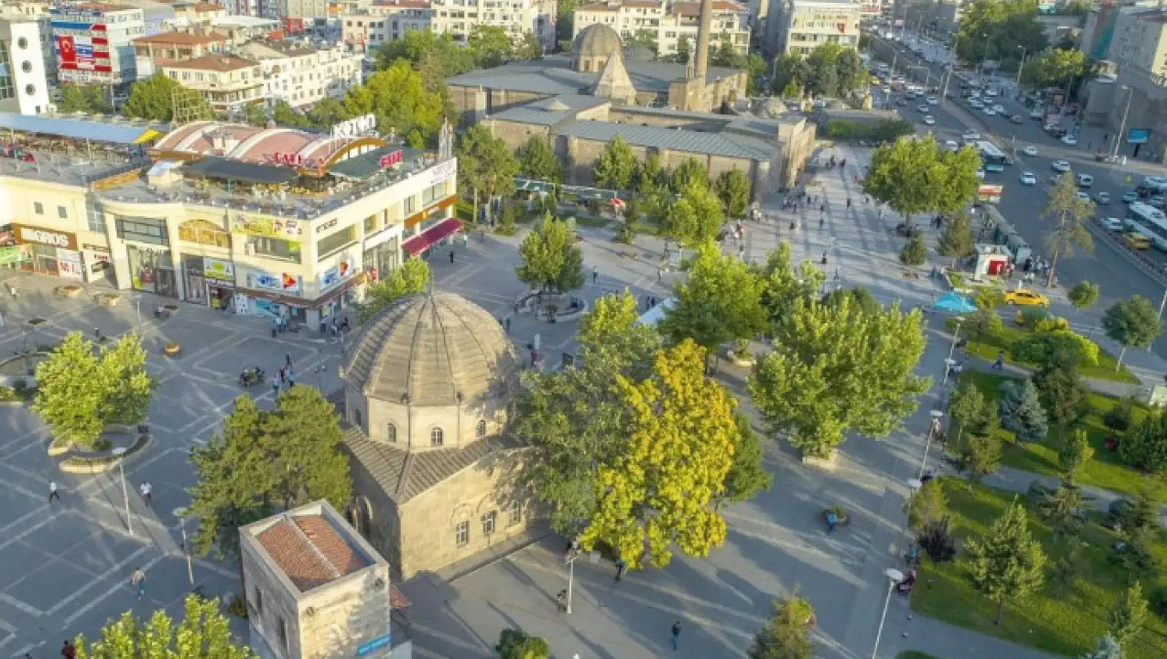 Zeynel Abidin Türbesi'nin gizemi! Kayseri merkezindeki türbe hakkında neler biliyoruz?