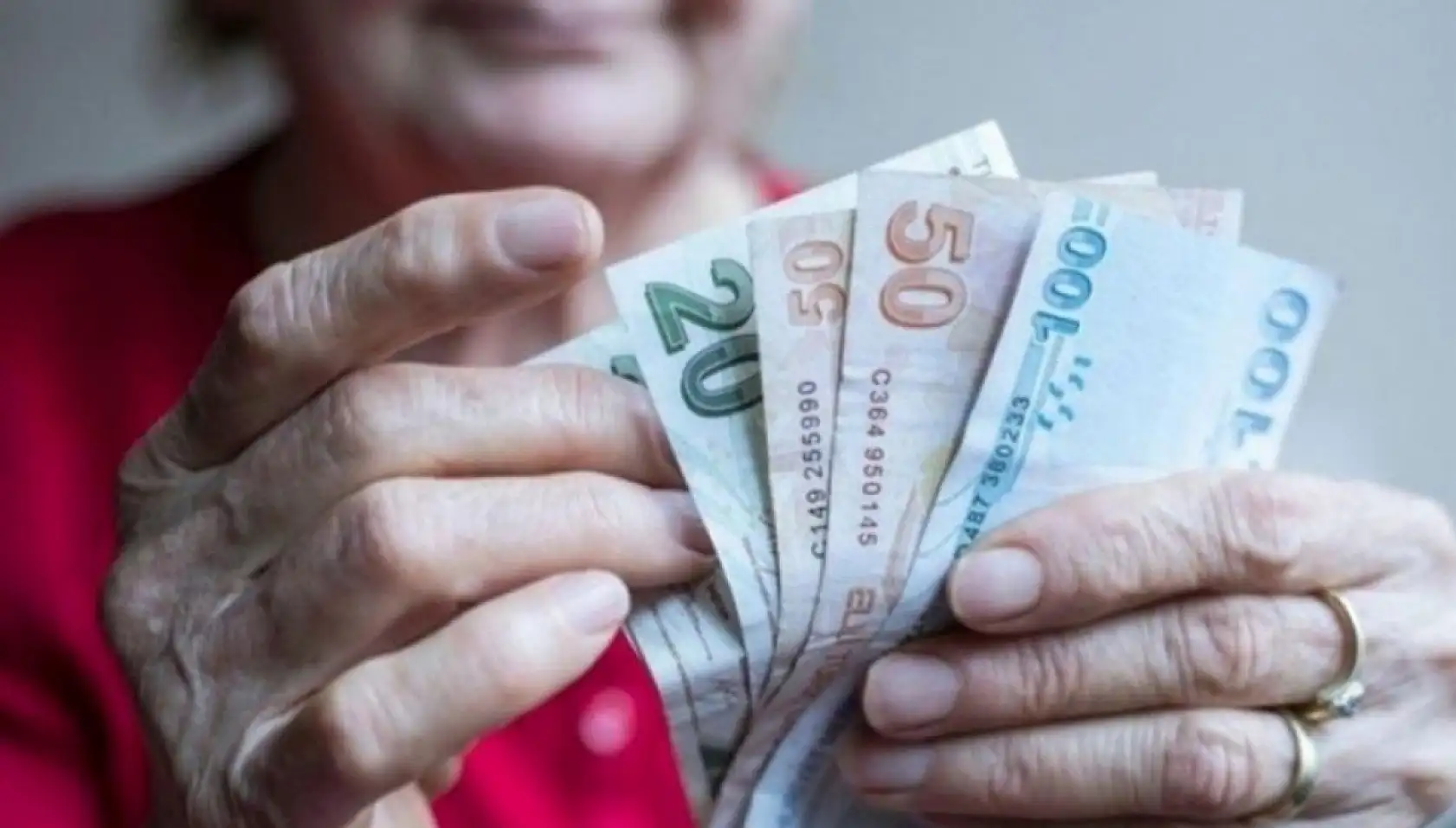Emekli maaşları için kritik gelişme!