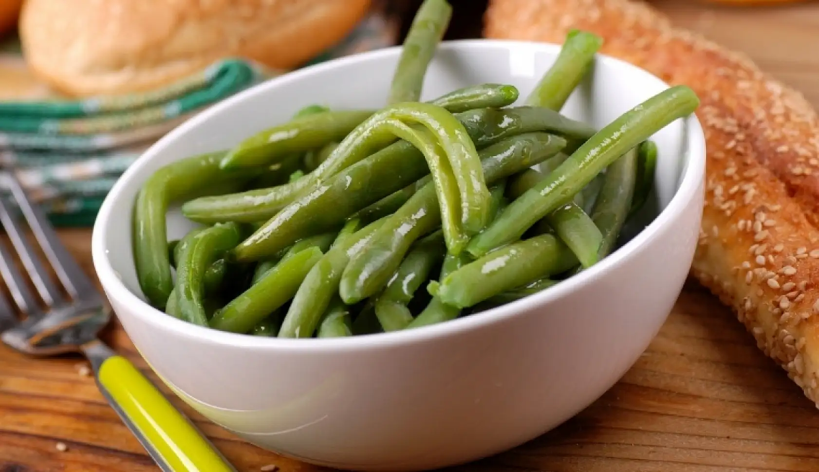 Bahçem yok diye üzülmeyin: Evde sebze yetiştirmek mümkün! Peki hangi sebzeler evde yetiştirilir?