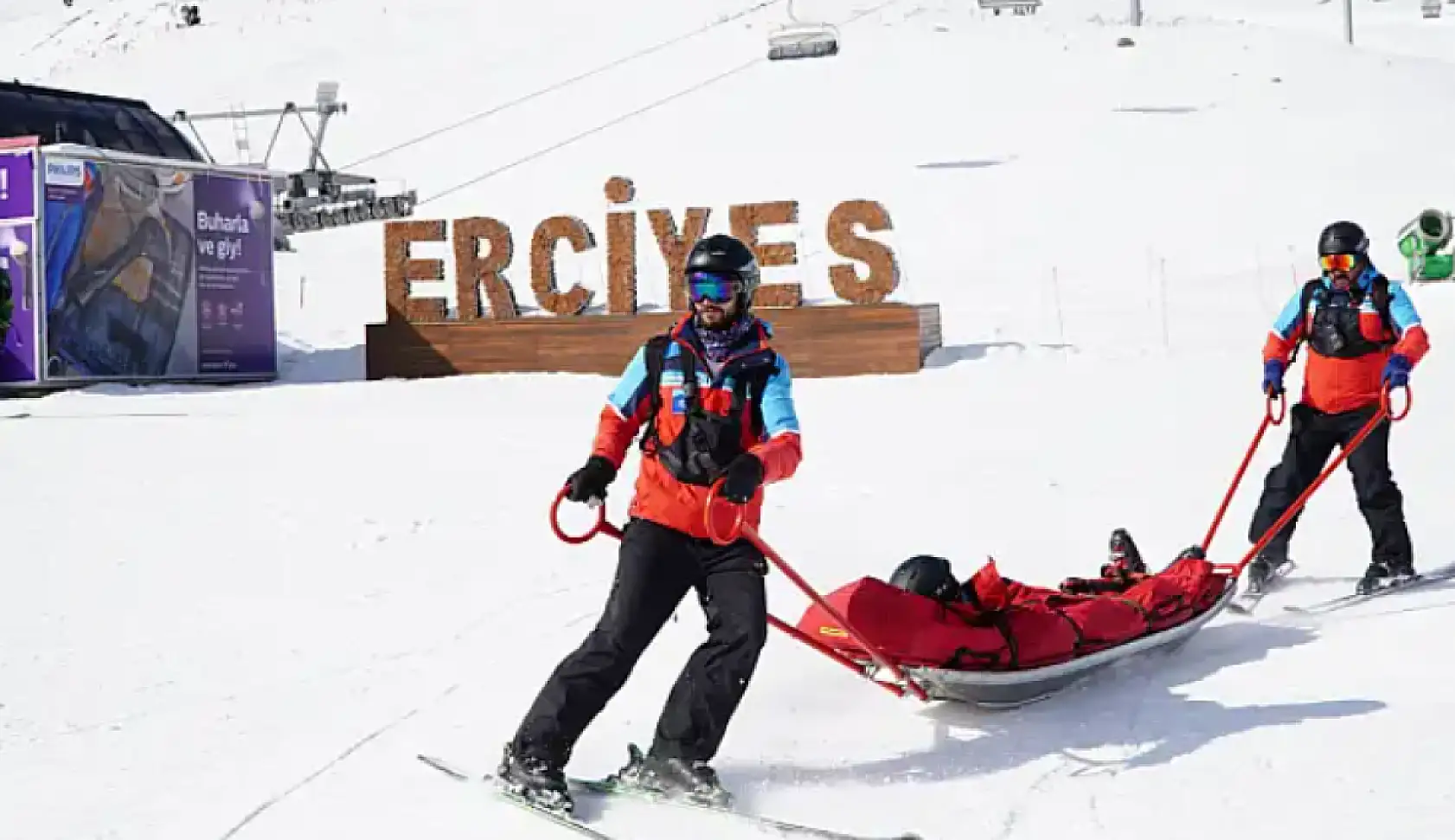 Kayseri'de bugün neler yaşandı? Cumhuriyet Meydanı'nda şok uygulama, Mahmut Arıkan ilk kez konuştu, Sarız meselesi... şehir gündeminden kısa kısa haberler!