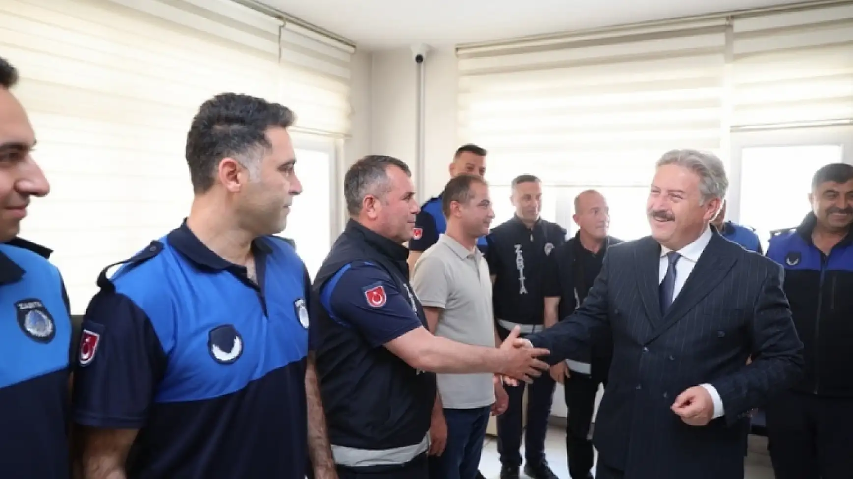 Başkan Palancıoğlu personelle bayramlaştı